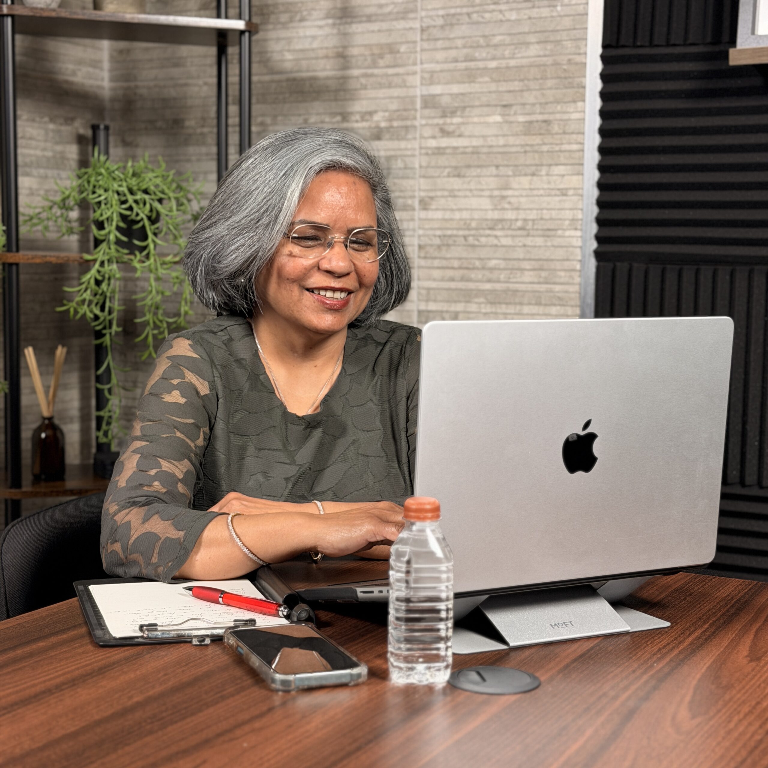 Kavita menopuase care online Photo of Dr Kavita Verma